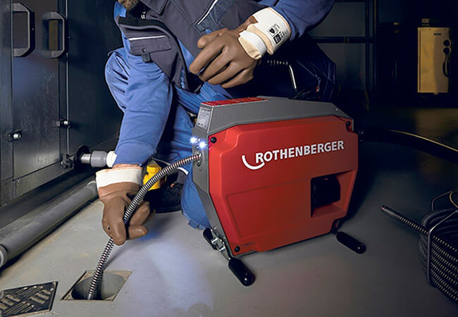 Derince Balkon Gideri Açmak