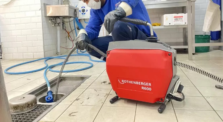 Derince Tesisatci Gider Mutfak Açmak 